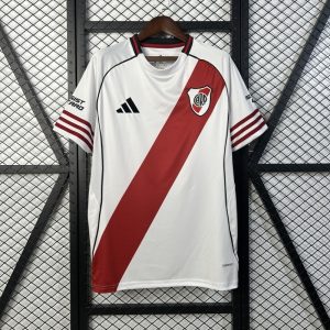 River Plate local 25/26