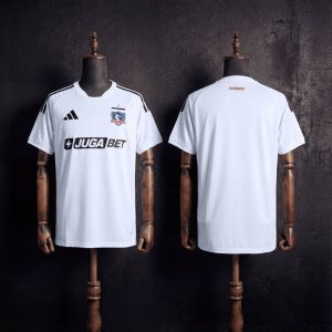 Colo-Colo local 26/27