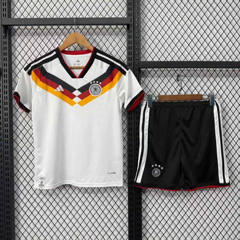 Kit de niño Alemania local 26/27