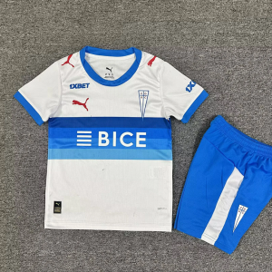 Kit de niño U. Catolica local 26/27